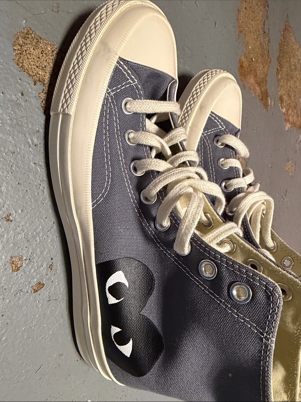 Converse Grey Canvas High-Top Sneakers with Cream Accents - Picture 4 of 7